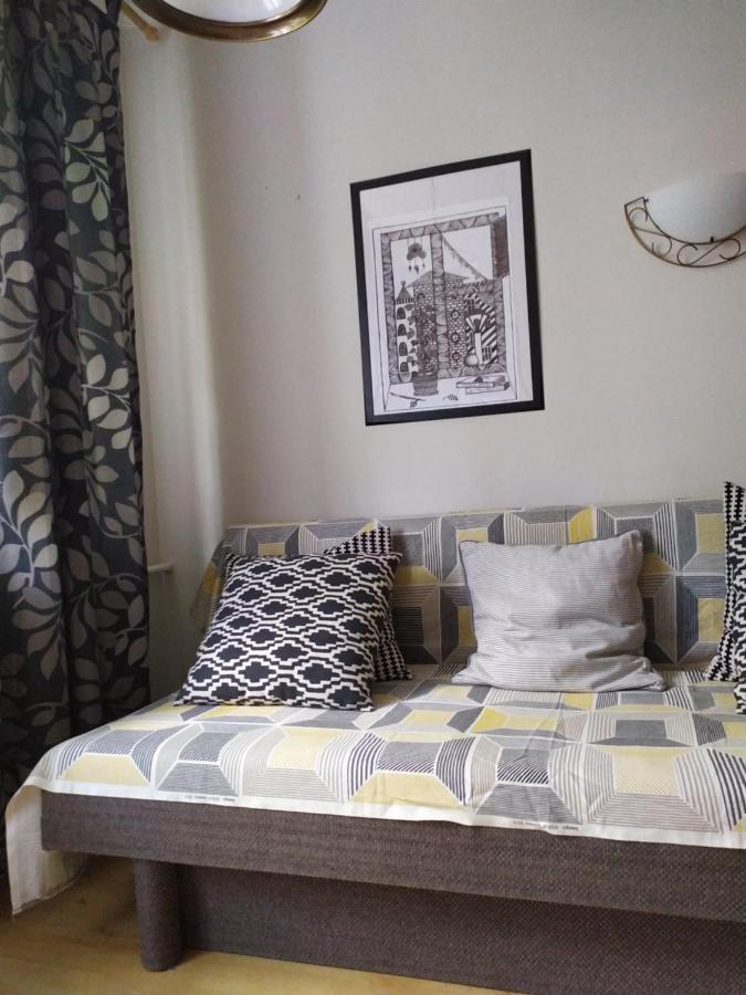 Three Bedroom Stepana Bandery Street 리우네 외부 사진