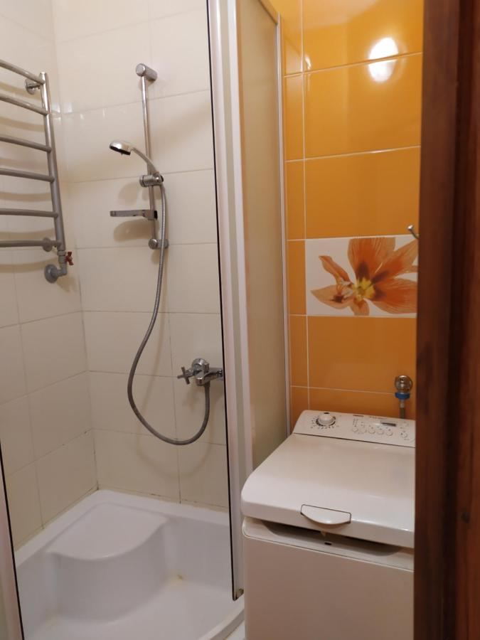 Three Bedroom Stepana Bandery Street 리우네 외부 사진