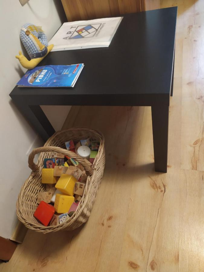 Three Bedroom Stepana Bandery Street 리우네 외부 사진