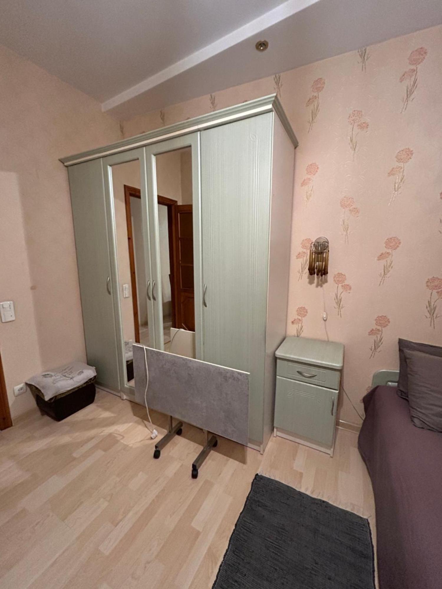 Three Bedroom Stepana Bandery Street 리우네 외부 사진