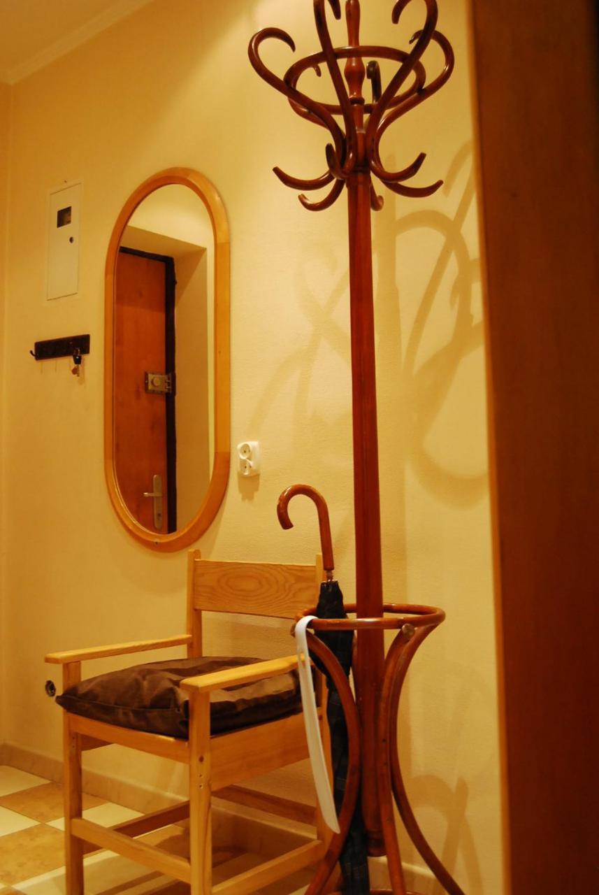 Three Bedroom Stepana Bandery Street 리우네 외부 사진