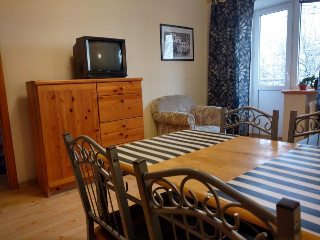 Three Bedroom Stepana Bandery Street 리우네 외부 사진